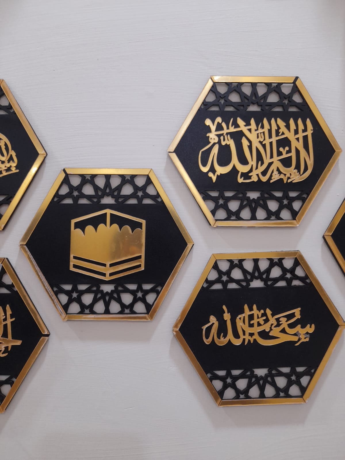 Set of 8 Islamic Ramadan Hexagon Wall Decor 2025 – Elegant Festive Home & Office Art